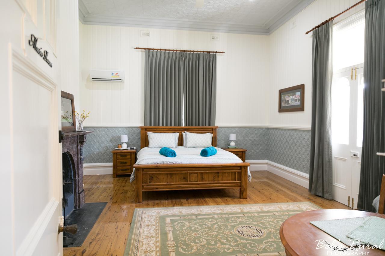The Convent Boutique Accommodation Хей Екстериор снимка