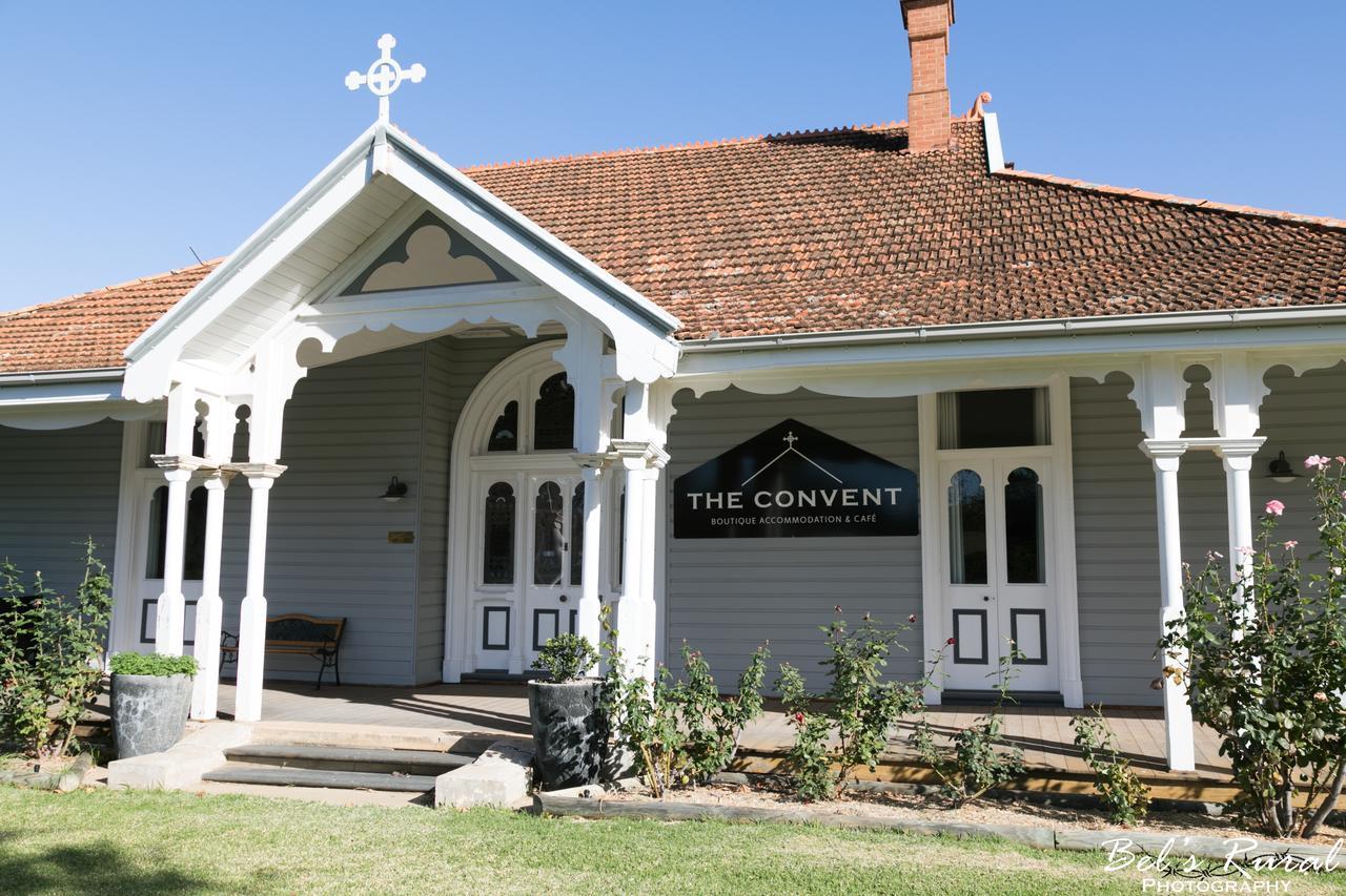 The Convent Boutique Accommodation Хей Екстериор снимка